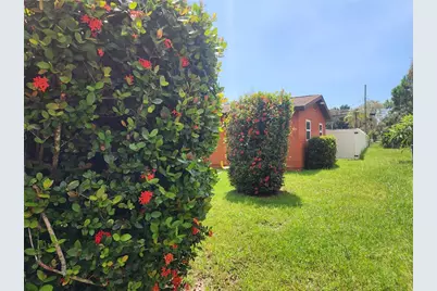 1118 60th Avenue N, Saint Petersburg, FL 33703 - Photo 4
