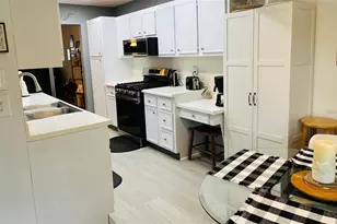 5980 80th St N, Saint Petersburg, FL 33709 - Photo 14