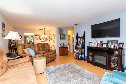 5980 80th Street N #210, Saint Petersburg, FL 33709 - Photo 8