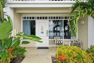 611 Destiny Dr, Ruskin, FL 33570 - Photo 2