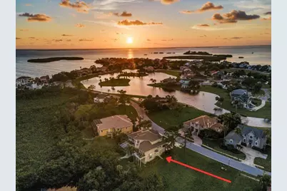 2103 N Pointe Alexis Drive, Tarpon Springs, FL 34689 - Photo 2