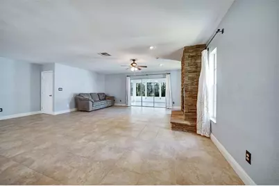 17596 1st Street E, Redington Shores, FL 33708 - Photo 10