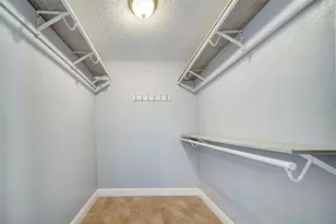 17596 1st St E, Redington Shores, FL 33708 - Photo 18