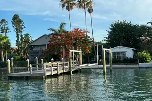 8405 Bayshore Dr, Treasure Island, FL 33706 - Photo 40