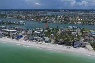 8405 Bayshore Dr, Treasure Island, FL 33706 - Photo 12