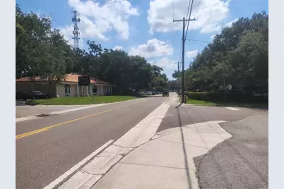 113 E Robertson Street, Brandon, FL 33511 - Photo 14