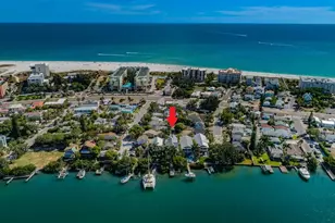 12108 Lagoon Ln, Treasure Island, FL 33706 - Photo 6