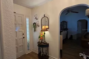 1404 Red Oak Dr, Tarpon Springs, FL 34689 - Photo 4