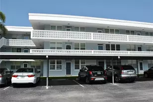 4880 Locust St NE, Saint Petersburg, FL 33703 - Photo 1