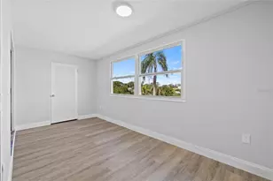 1000 49th Street N, Saint Petersburg, FL 33710 - Photo 24