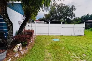 38648 Ferm Cir, Zephyrhills, FL 33540 - Photo 44