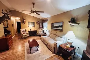 38648 Ferm Cir, Zephyrhills, FL 33540 - Photo 10