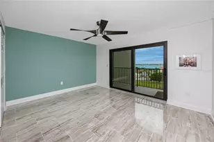 7300 Sun Island Dr S, South Pasadena, FL 33707 - Photo 32