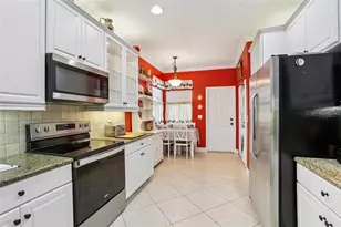 15820 Aurora Lake Cir, Wimauma, FL 33598 - Photo 14