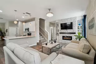 8821 N River Rd, Tampa, FL 33635 - Photo 18