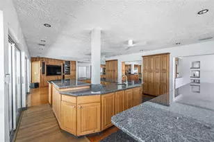 291 2nd St W, Tierra Verde, FL 33715 - Photo 20