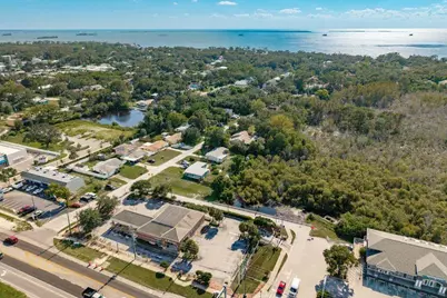 106 Avery Avenue, Crystal Beach, FL 34681 - Photo 38