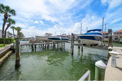 119 Marina Del Rey Court, Clearwater Beach, FL 33767 - Photo 56