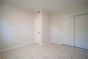 107 E Spruce St, Tarpon Springs, FL 34689 - Photo 16