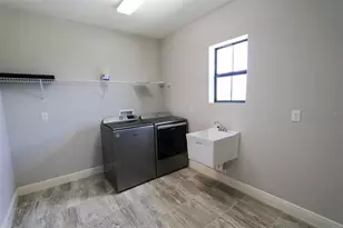 11978 Climbing Fern Ave, Riverview, FL 33579 - Photo 18