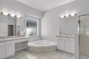 18108 Sugar Brooke Dr, Tampa, FL 33647 - Photo 28