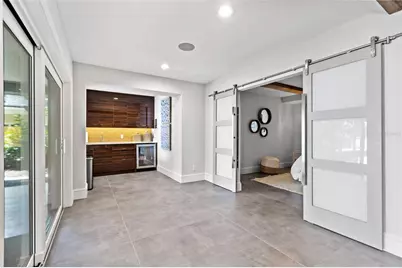 1365 Brightwaters Boulevard NE, Saint Petersburg, FL 33704 - Photo 36