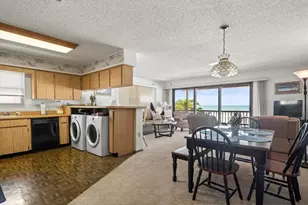 18218 Sunset Blvd, Saint Petersburg, FL 33708 - Photo 36