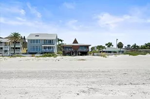 18218 Sunset Blvd, Saint Petersburg, FL 33708 - Photo 20