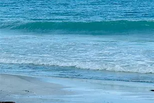 18218 Sunset Blvd, Saint Petersburg, FL 33708 - Photo 12