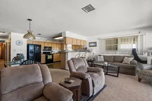 18218 Sunset Blvd, Saint Petersburg, FL 33708 - Photo 28