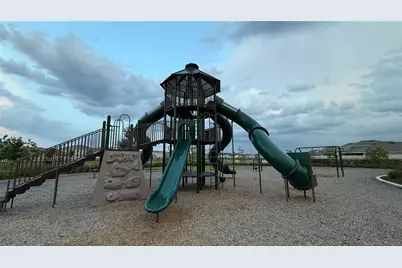 16610 Delia Street, Wimauma, FL 33598 - Photo 32