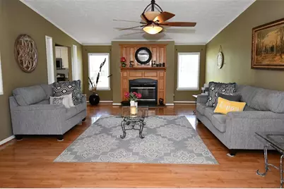 30529 Eastport Drive, Wesley Chapel, FL 33545 - Photo 4