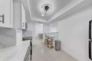 4900 Brittany Dr S, Saint Petersburg, FL 33715 - Photo 10