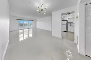 4900 Brittany Dr S, Saint Petersburg, FL 33715 - Photo 14