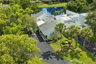 4117 Northmeadow Cir, Tampa, FL 33618 - Photo 1