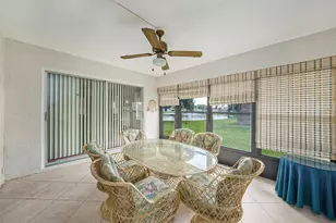 1010 Bowsprit Ln, Holiday, FL 34691 - Photo 8