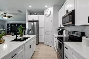 149 Cascade Bend Dr, Ruskin, FL 33570 - Photo 24