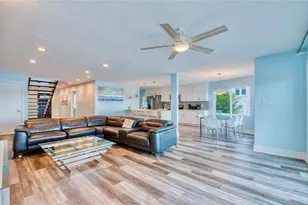 300 Bay Plaza, Treasure Island, FL 33706 - Photo 20