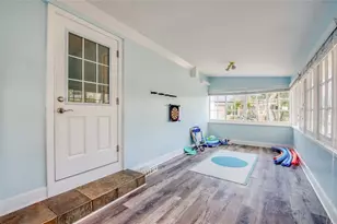 300 Bay Plaza, Treasure Island, FL 33706 - Photo 34