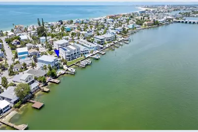 300 Bay Plz, Treasure Island, FL 33706 - Photo 6