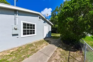 10427 Abbeville St, Spring Hill, FL 34608 - Photo 38