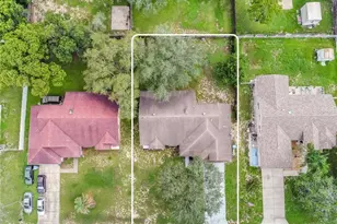 12196 Bluefield St, Spring Hill, FL 34609 - Photo 2