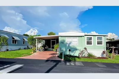 7122 El Greco Street, Zephyrhills, FL 33541 - Photo 2