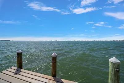 422 55th Avenue, Saint Pete Beach, FL 33706 - Photo 10
