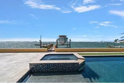 422 55th Avenue, Saint Pete Beach, FL 33706 - Photo 12