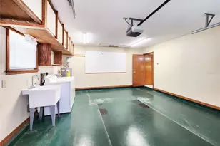 37347 Derbyshire Dr, Zephyrhills, FL 33542 - Photo 36