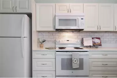 1050 Starkey Road #208, Largo, FL 33771 - Photo 12