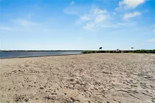 2318 5th St E, Palmetto, FL 34221 - Photo 58