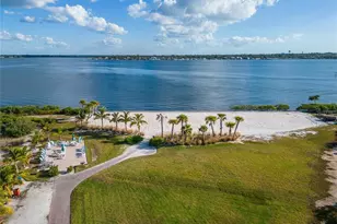 2318 5th St E, Palmetto, FL 34221 - Photo 56