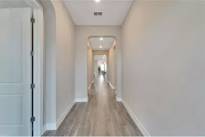 2318 5th Street E, Palmetto, FL 34221 - Photo 6